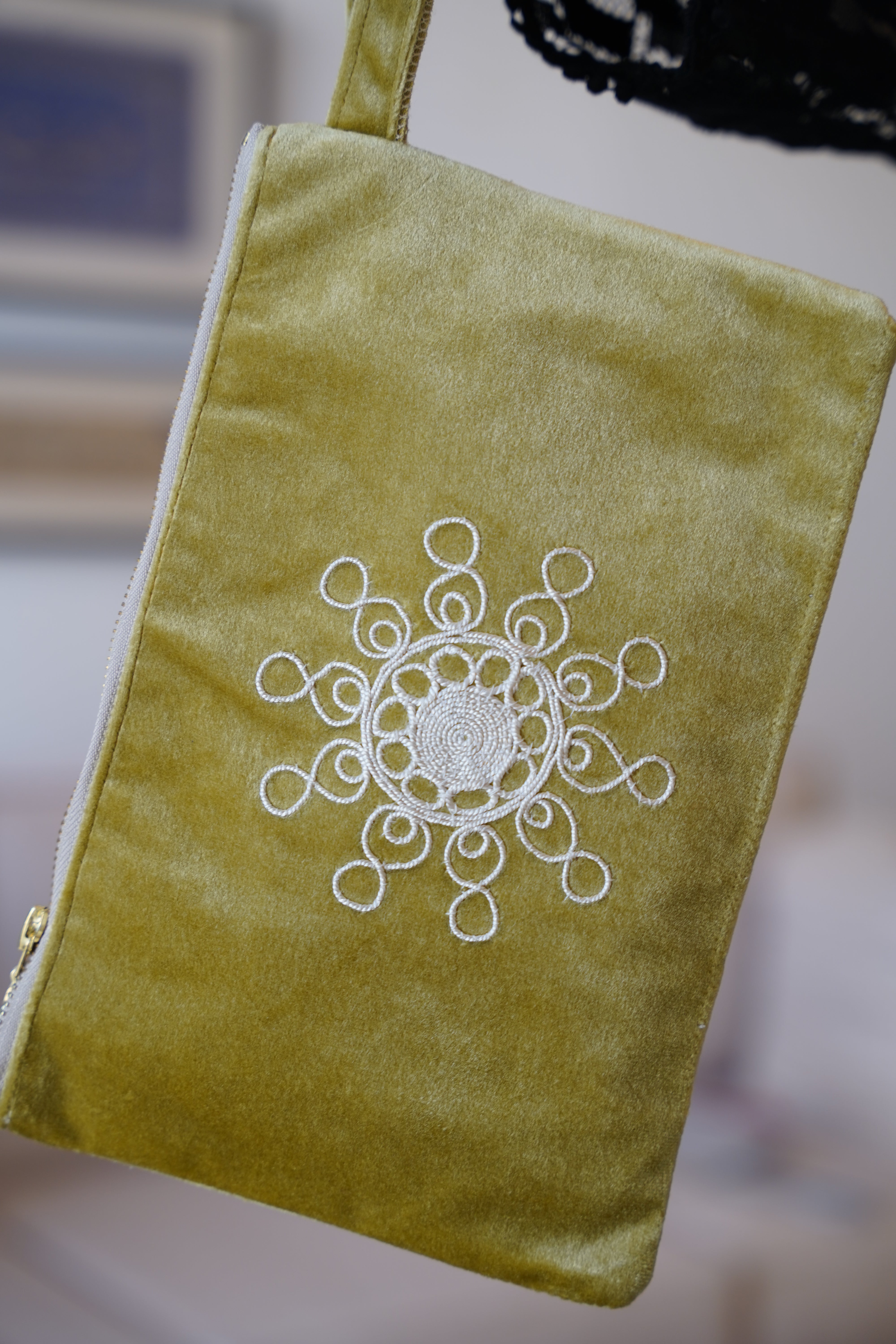 Tahriri Embroidered Pouch